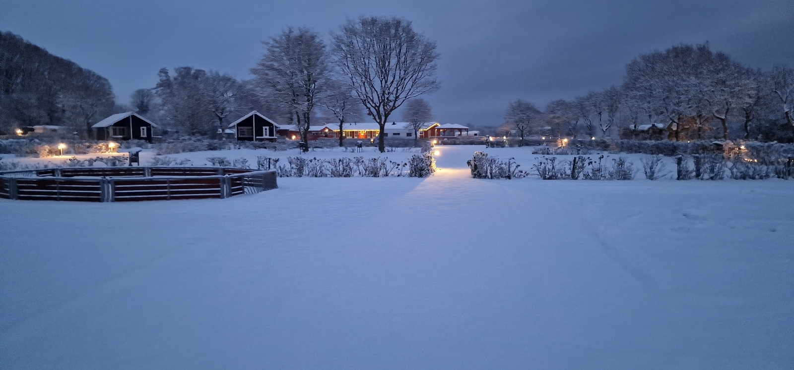 Horsens City Zelten im weißen Schnee gekleidet